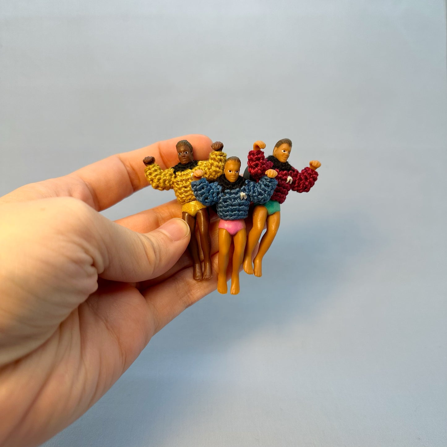 Star Trek Drinking Buddy "Sweater Friend" Magnets - Multiple uniform colors!