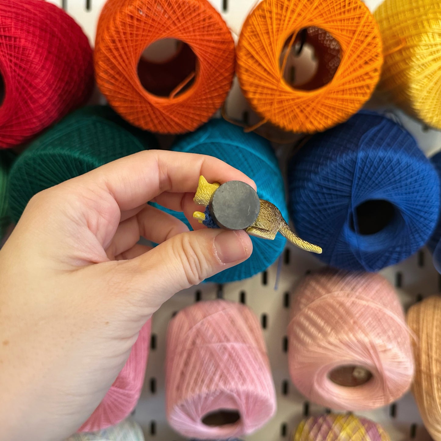 Yellow cat loafing "Sweater Friend" Magnet - Blue sweater