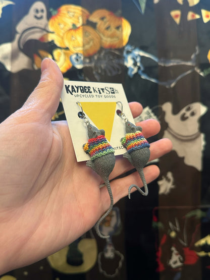 Gray Rat "Sweater Friend" Earrings