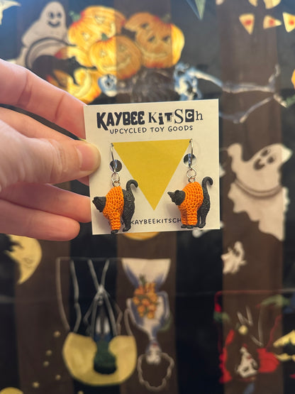 Black Cat "Sweater Friend" Earrings