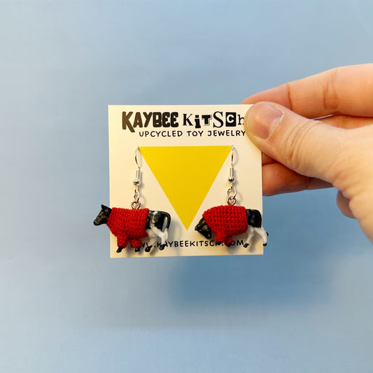 Cow Small "Sweater Friend" Earrings - Red Sweaters