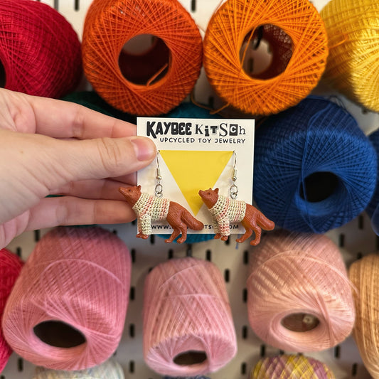 Fox “Sweater Friend” Earrings - cream/pink sweaters